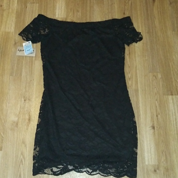 Dress - Picture 2 of 2